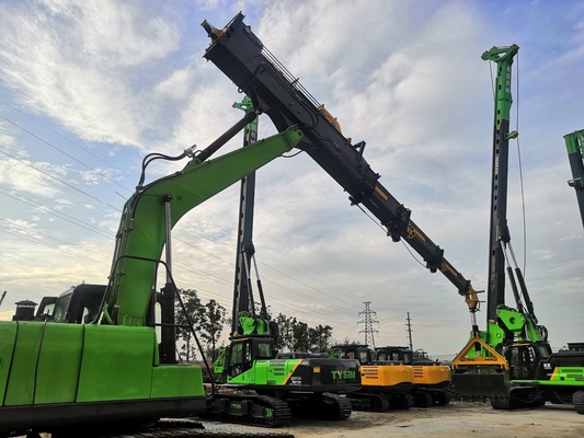 L'excavatrice Clamshell Telescopic Arm de chariot élévateur a adapté le bas espace libre aux besoins du client KM220