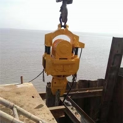 Équipement de pilonnage à haut rendement 60kw Grue électrique Vibro Marteau pour pile de feuilles
