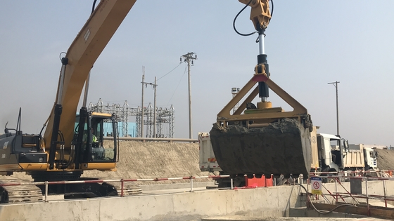 Promotion à chaud Démolition à longue portée bras de ramperie Clamshell bras télescopique pour excavateur