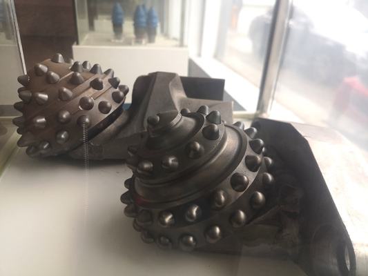 Prix de l'usine en gros Forage Bits cônes Tci Hard Rock Forages Api Standard Roller Cone Bit Pour les fûts de noyau