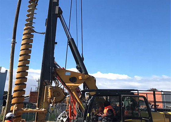 17m KR150M Multifunctional Drilling Rig Hydraulic Rotary 400KN a ennuyé la plate-forme de forage de pile